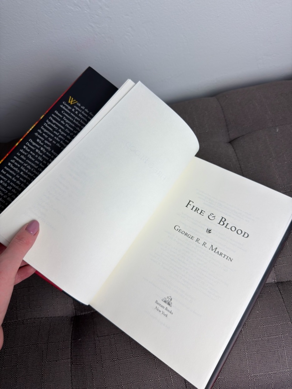 Fire & Blood Hardcover George R R Martin Game of Thrones Targaryen Book - Picture 4 of 5